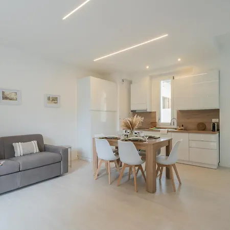 Magnolia House By Rent * Côme