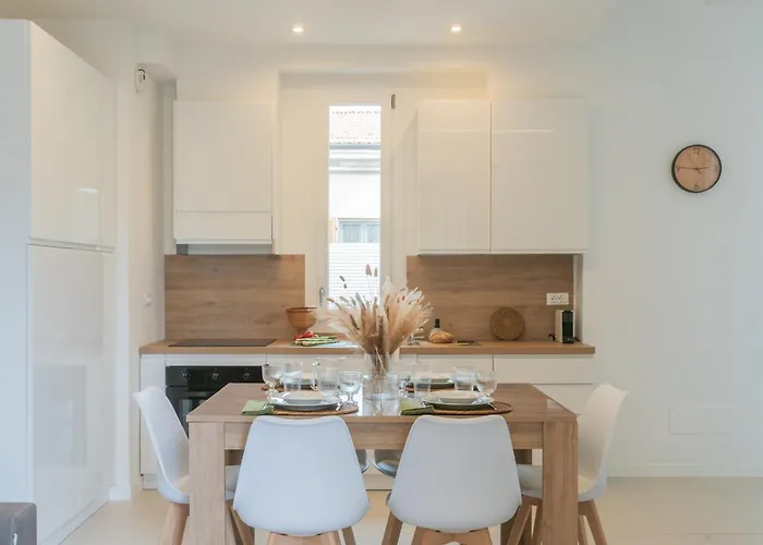 Magnolia House By Rent